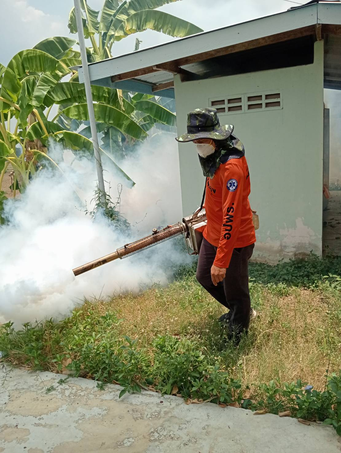 โครงการป้องกันและรณรงค์ควบคุมโรคไข้เลือดออกและไข้ซิกาในเขตตำบลประสุข ปี 2568