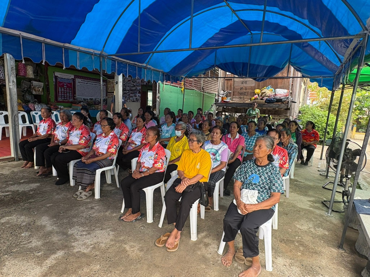 โครงการฝึกอบรมอาชีพ หลักสูตร : การทำดอกไม้จันทน์  ประจำปีงบประมาณ 2569 